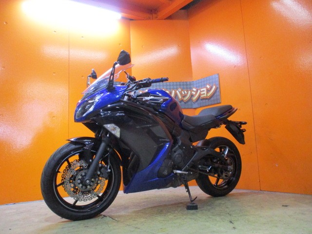 最長２４か月保証付き！！ＡＢＳ搭載モデルの中古は本当に球数が少ないので悩むのは危険な一台！！